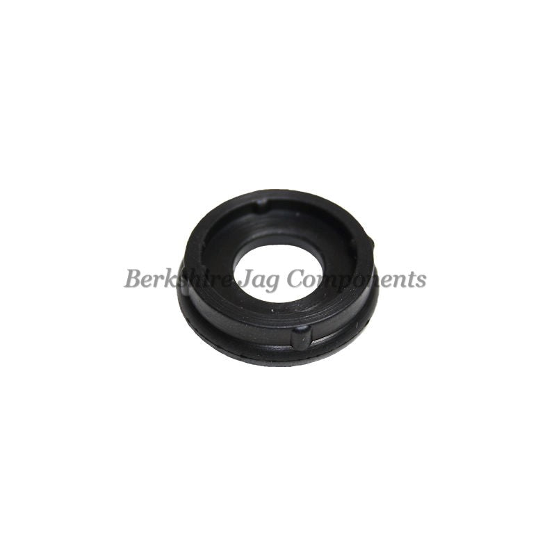 XJ8 Camshaft Cover Centre Seal AJ87242