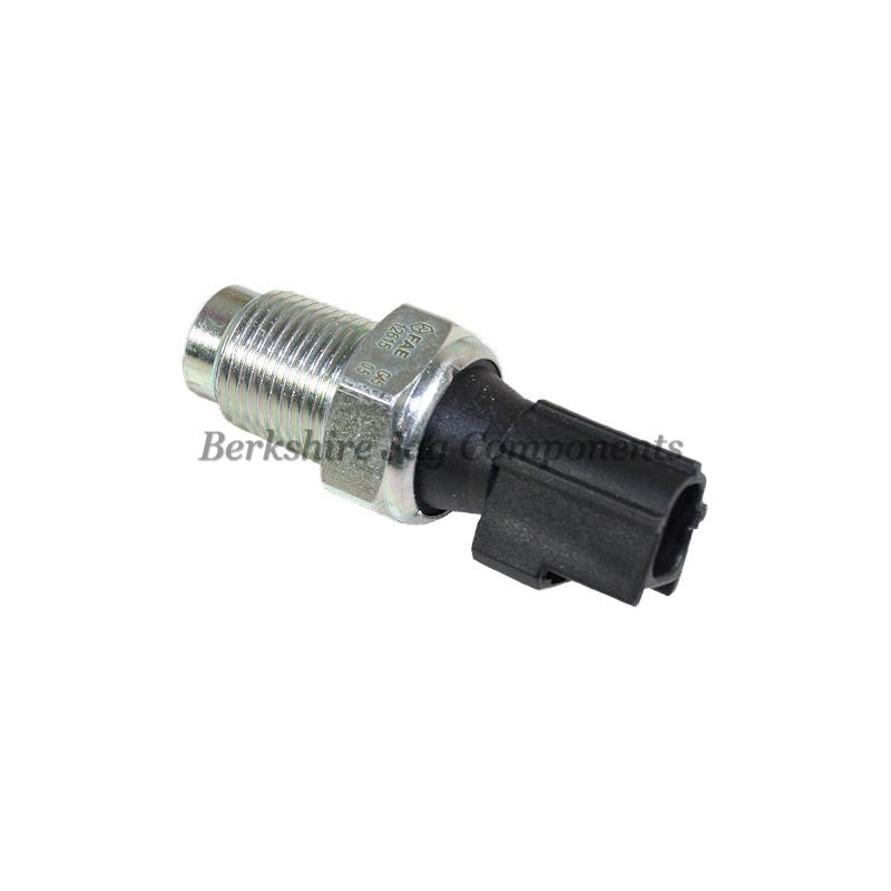 S Type V6 Oil Pressure Switch C2S52255